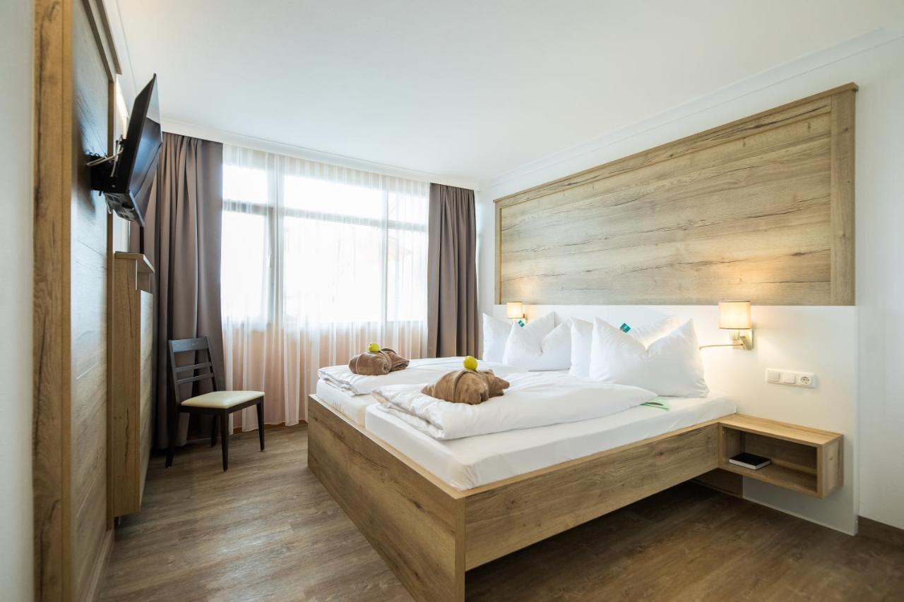 באד גריסבאך Aktivital Hotel מראה חיצוני תמונה